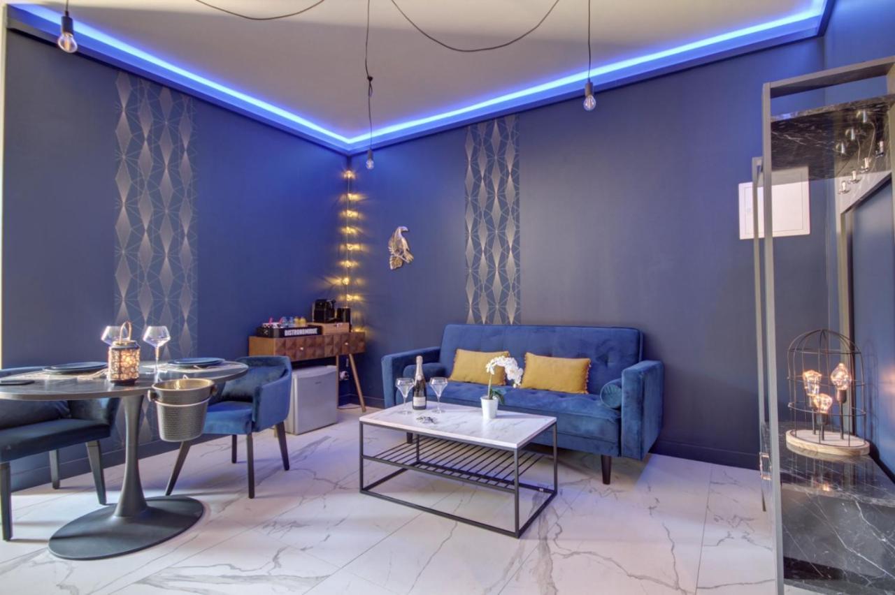 Suite Blue Jacuzzi Le Breuil  Exterior foto